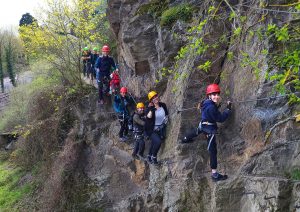 Klettersteigkurse mit Familien